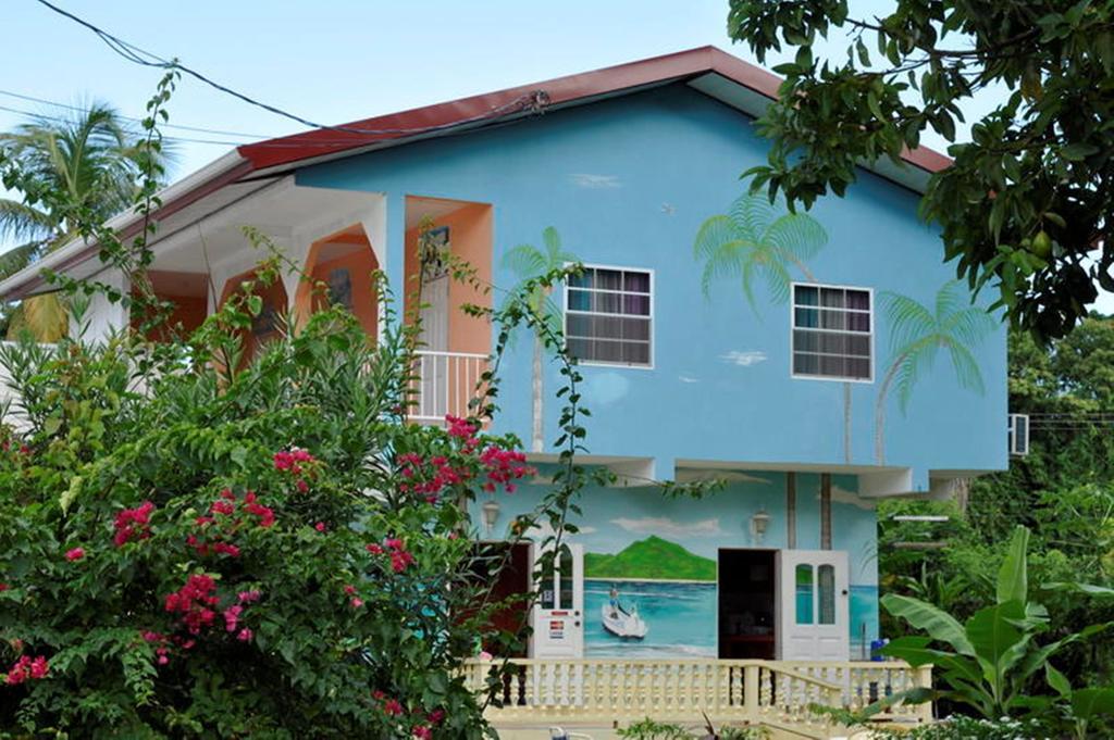 Fish Tobago Guesthouse Buccoo Bagian luar foto